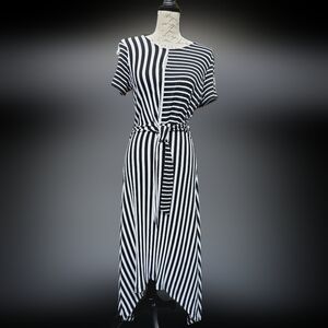 Venus Black & White Assymetrical Dress